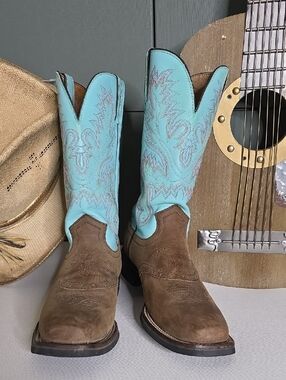 772. Justin Boots L4853 Turquoise & Brown Leather Square Toe Cowgirl Boots